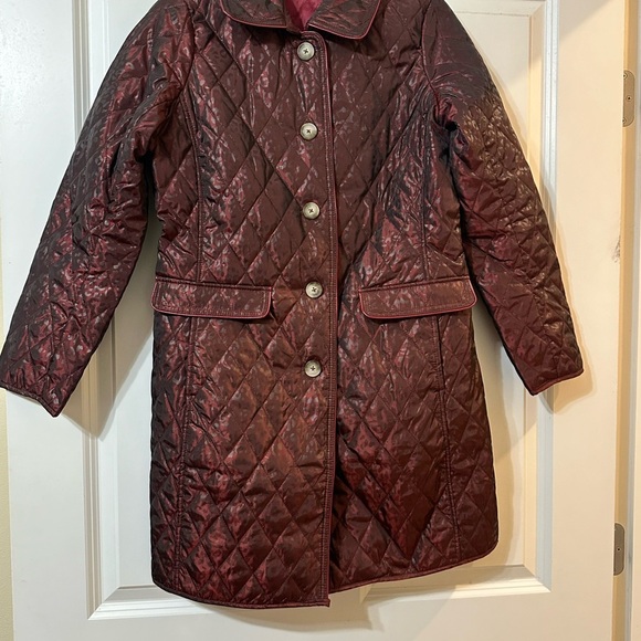 Chico’s Long Quilted Animal Print Coat in Deep Red, Size 0 (fits Size 4) - Picture 7 of 11